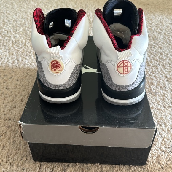 Jordan Spiz’ike, men’s size 8, white/cement/varsity red - Picture 4 of 6